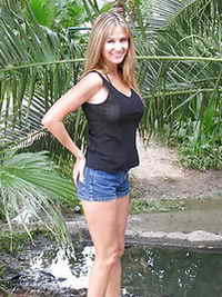 a milf from Granite City, Illinois